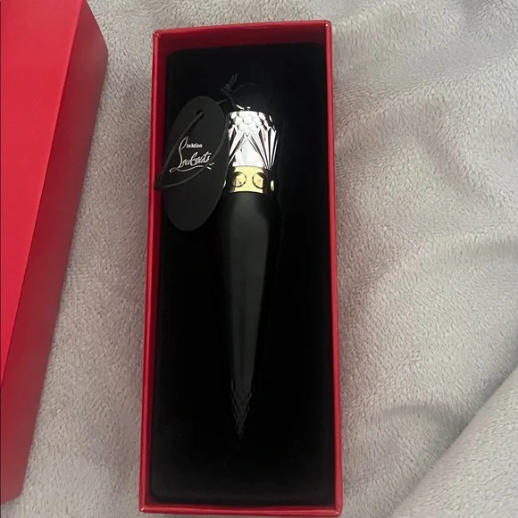 Christian Louboutin Lipstick & Beauty Creations lipstick - Picture 11 of 15